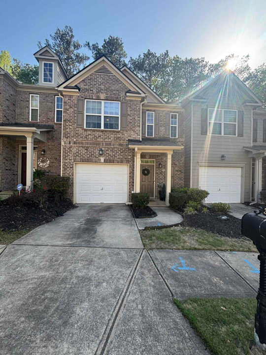 3397 Thornbridge Dr in Powder Springs, GA - Foto de edificio