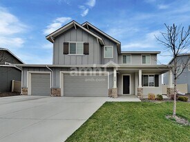 884 N Garnet Creek Ave in Star, ID - Building Photo