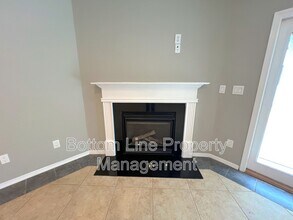 10957 Dry Stone Dr in Huntersville, NC - Building Photo - Building Photo
