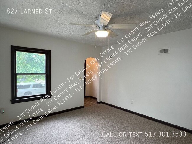 827 Larned St in Lansing, MI - Building Photo - Building Photo