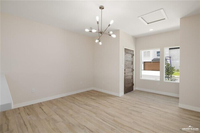 13 East St in McAllen, TX - Building Photo - Building Photo