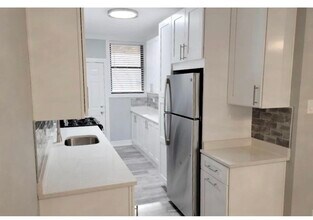 730 W Roscoe St in Chicago, IL - Building Photo - Building Photo