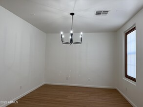 2737 E Shannon St in Gilbert, AZ - Building Photo - Building Photo