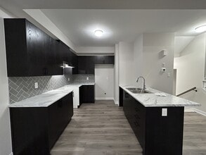 217 Speckled Alder Row in Ottawa, ON - Building Photo - Building Photo
