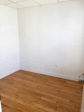 289 Chelsea St, Unit 2 in Boston, MA - Foto de edificio - Building Photo