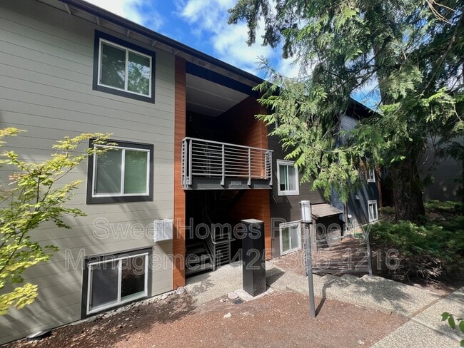 property at 12219 NE Bel Red Rd