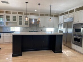 3082 Eaglewood Ave in Thousand Oaks, CA - Building Photo - Building Photo