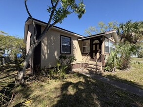 2701 22nd Ave S in St. Petersburg, FL - Building Photo - Building Photo