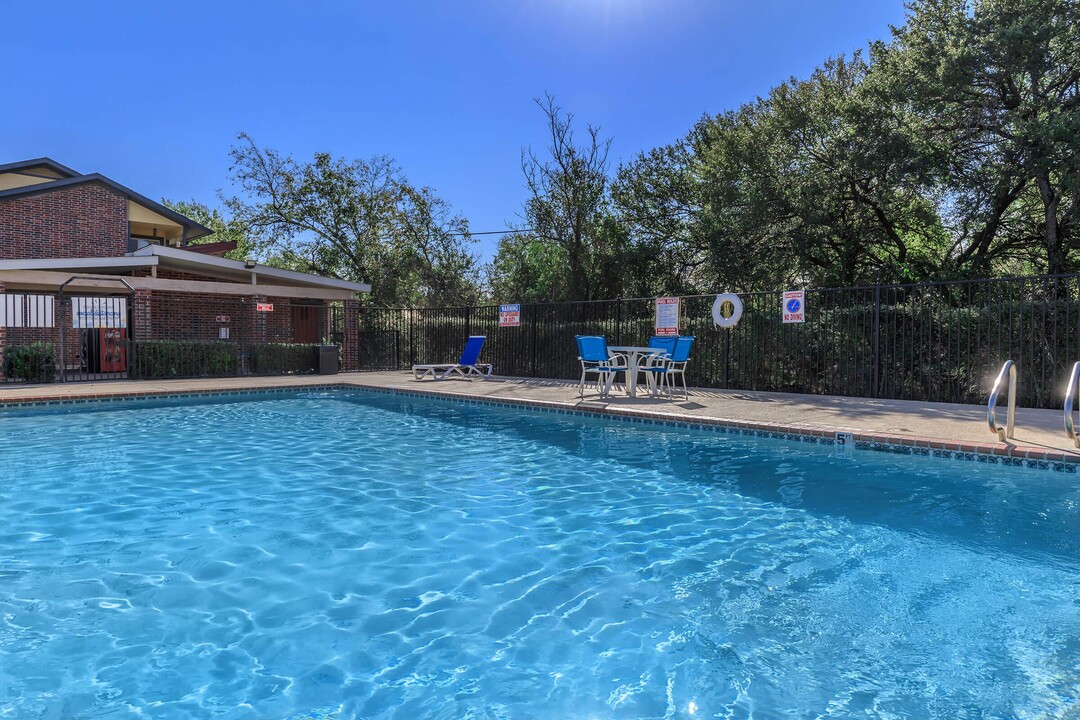 Brushy Creek Village in Round Rock, TX - Building Photo