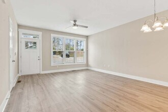 2305 Hill St in Raleigh, NC - Building Photo - Building Photo