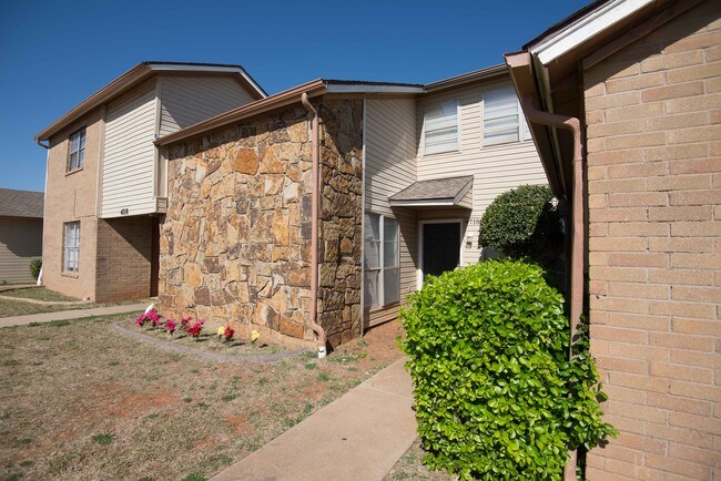 Sunnyview Apartments II in Oklahoma City, OK - Building Photo - Building Photo
