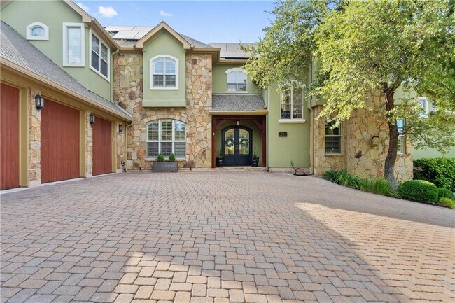 7228 Oak Shores Dr in Austin, TX - Building Photo - Building Photo