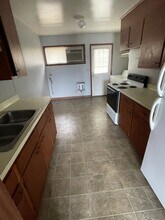 113 Edgehill Dr, Unit 115 in Pulaski, TN - Foto de edificio - Building Photo