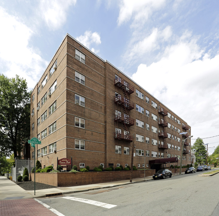 Luxury Apartments in Newark, NJ - Building Photo