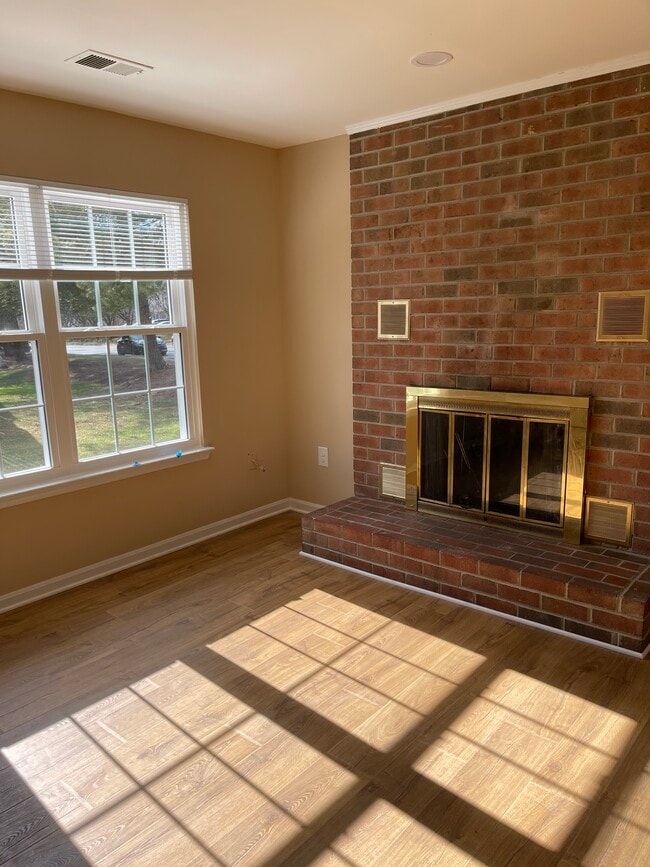 2846 Lester Lee Ct in Falls Church, VA - Building Photo - Building Photo