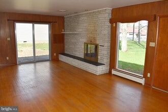 6056 Lincoln Way W in Saint Thomas, PA - Building Photo - Building Photo