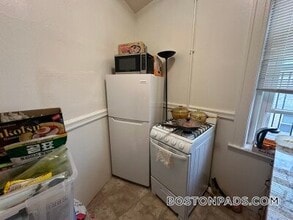 143 Park Dr, Unit 38 in Boston, MA - Building Photo - Building Photo