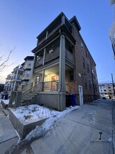 11 Harvard Ter, Unit 1 in Boston, MA - Building Photo - Building Photo