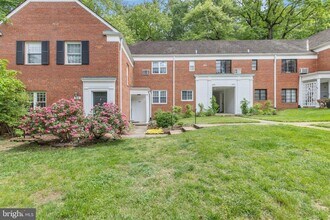 1618 Fitzgerald Ln-Unit -914-16 in Alexandria, VA - Building Photo - Building Photo