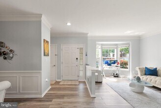 43272 Baltusrol Terrace in Ashburn, VA - Building Photo - Building Photo