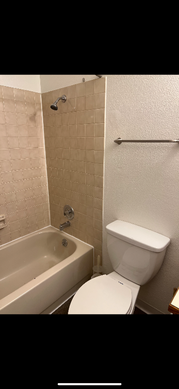551 N Robin Cir, Unit 1 in Wasilla, AK - Building Photo - Building Photo