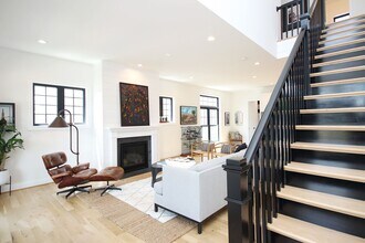 424 Lochlyn Hill Dr in Charlottesville, VA - Building Photo - Building Photo