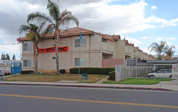 Perris Villas in Perris, CA - Building Photo - Building Photo