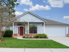 427 Federal Hill Rd in Orange Park, FL - Building Photo