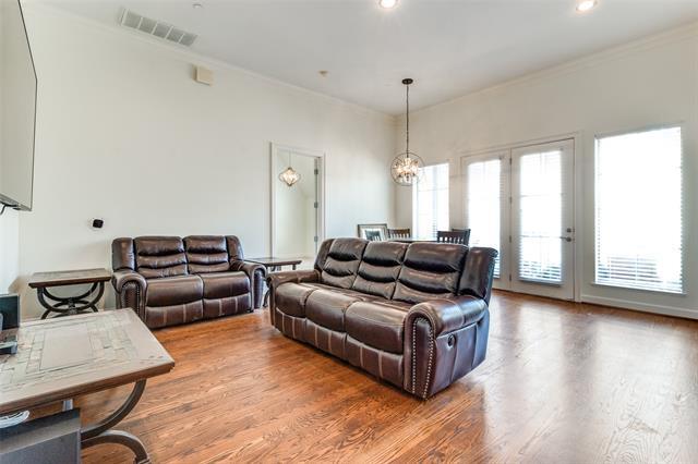 2300 Leonard St in Dallas, TX - Building Photo - Building Photo