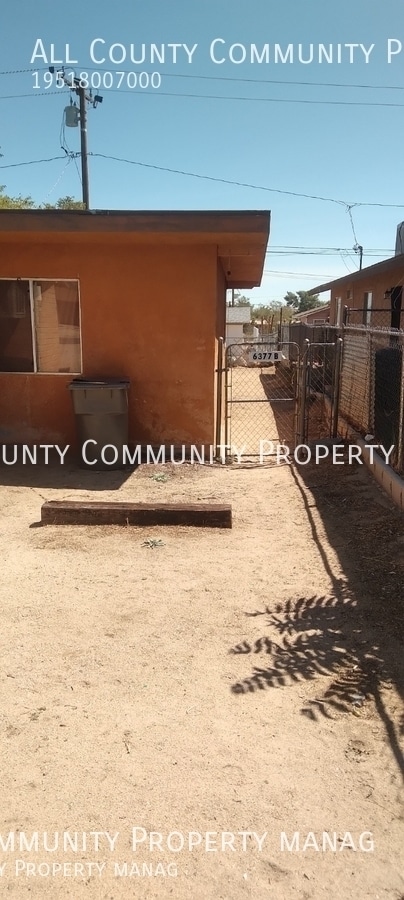 6377 Hermosa Ave in Yucca Valley, CA - Building Photo - Building Photo