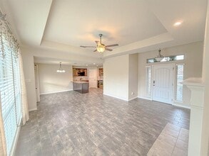 103 Palomino Dr in Palmer, TX - Building Photo - Building Photo