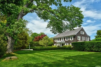 10 Jones Rd in East Hampton, NY - Building Photo - Building Photo