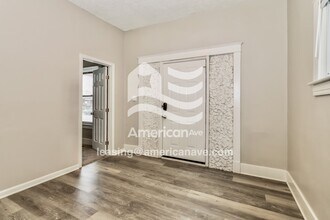 2320 W Hill St in Louisville, KY - Foto de edificio - Building Photo