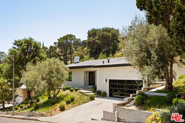 property at 8628 Edwin Dr