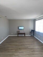 8137 Walpole Ave in California City, CA - Building Photo - Building Photo