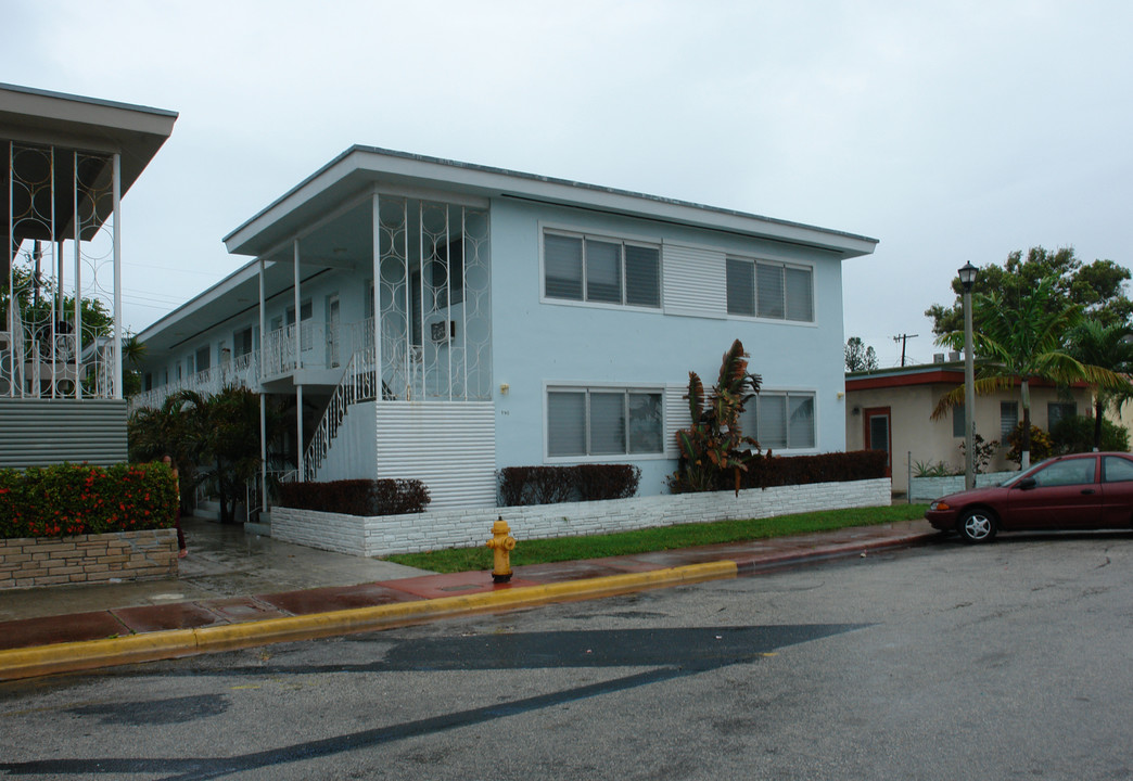 790 81st St in Miami Beach, FL - Foto de edificio