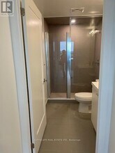 2425 Simcoe St N in Oshawa, ON - Building Photo - Building Photo