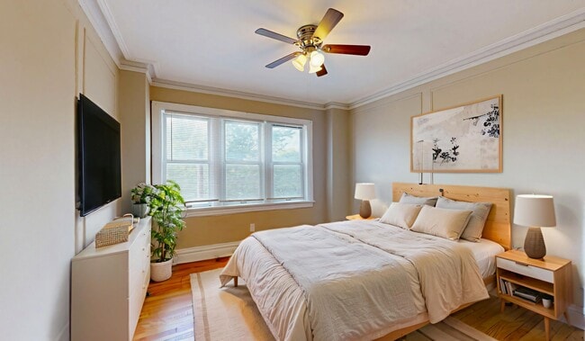 Hampden Hall in St. Louis, MO - Building Photo - Building Photo