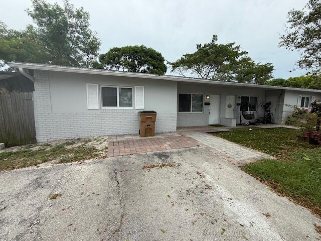 240 NW 41st Ct in Pompano Beach, FL - Building Photo