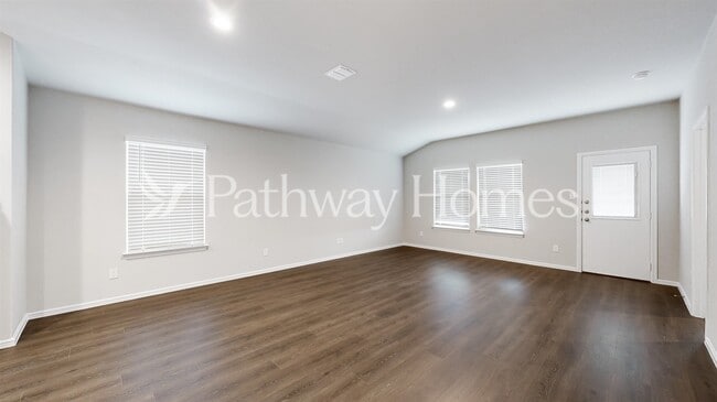 1617 Garysburg Ct in Fort Worth, TX - Foto de edificio - Building Photo