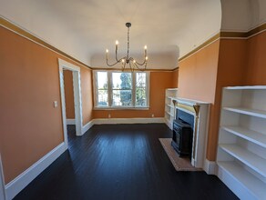 1985 Ashby Ave-Unit -4 in Berkeley, CA - Building Photo - Building Photo