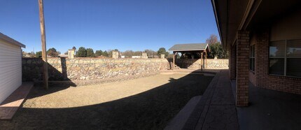 556 Pinar Del Rio Dr in El Paso, TX - Building Photo - Building Photo