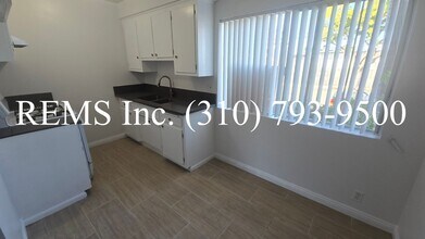 lah01 in Hawthorne, CA - Building Photo - Building Photo