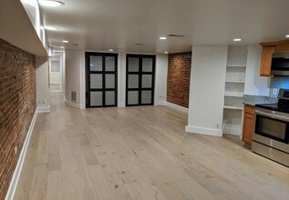 1317 Irving St NW, Unit B in Washington, DC - Building Photo - Building Photo