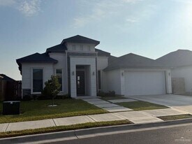 11 E Danielle St in Pharr, TX - Building Photo