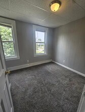 86 Hamilton St, Unit 10 in Worcester, MA - Foto de edificio - Building Photo