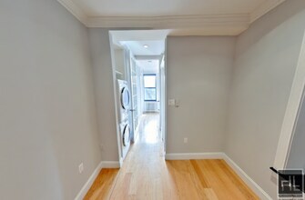 East 5th Street in New York, NY - Building Photo - Building Photo