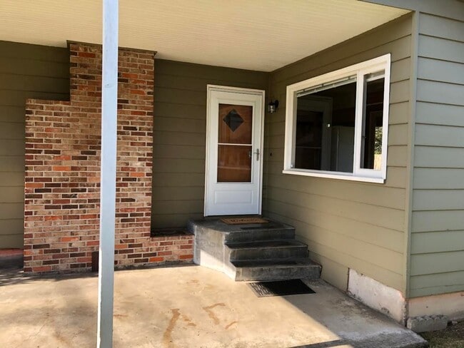 7855 SW 67th Ave in Portland, OR - Building Photo - Building Photo