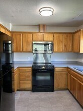 3840 Kinney Rd in North Bend, OR - Building Photo - Building Photo