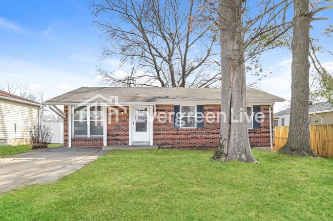 property at 3010 Matlock Dr